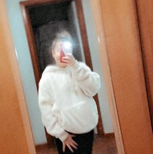 Meet your Posher, Lydia